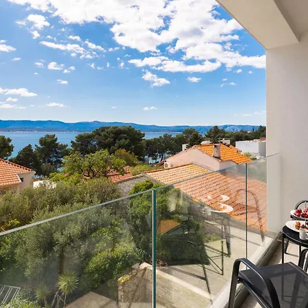 Villa New Luxury Beachfront Manera With Heated Pool *