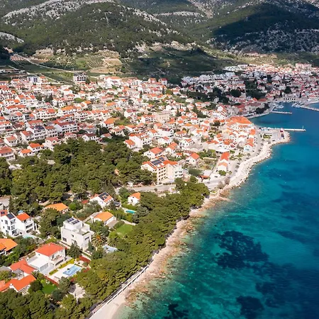 New Luxury Beachfront Manera With Heated Pool Villa