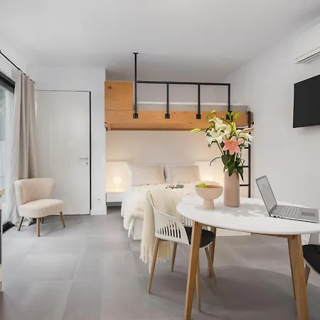 Villa New Luxury Beachfront Manera With Heated Pool Bol